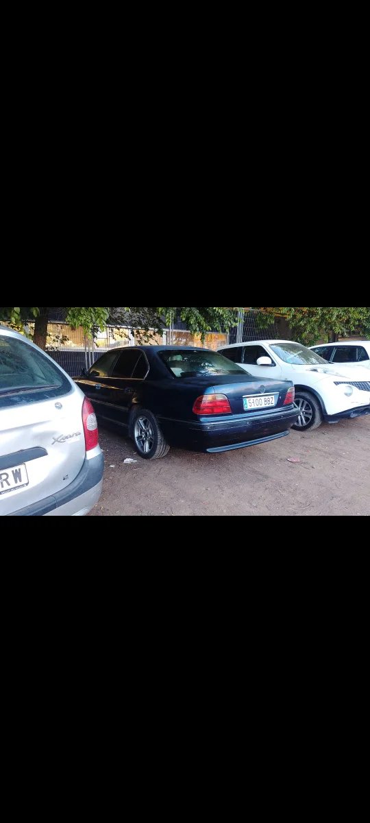 BMW Serie 7 2002 - foto 1
