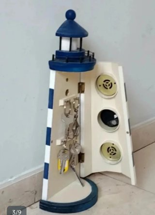 Faro Decorativo con 3 Termómetros,reloj y  llavero