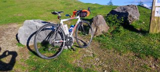 Bicicleta de carretera blanca