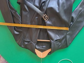 Giacca in pelle nera