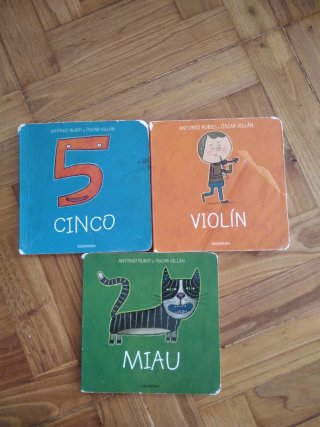 9 libros colección De la cuna a la luna