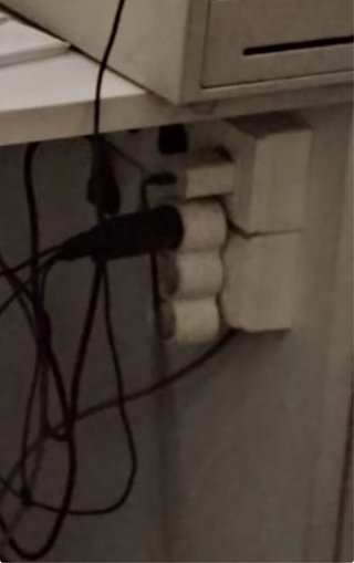 Mostrador o recepción blanco