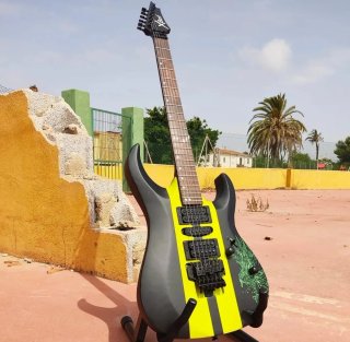 CUSTOMIZA TU GUITARRA ELÉCTRICA!
