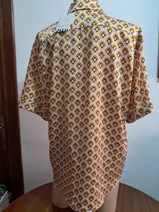 Camisa estampada chica
