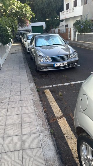 Mercedes-Benz Clase C 2006