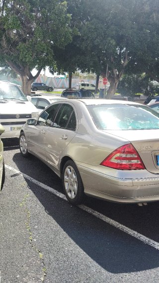 Mercedes-Benz Clase C 2006