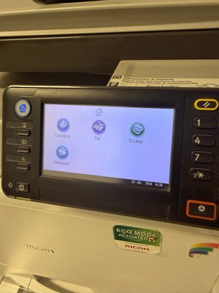 Ricoh Fotocopiadora y Escáner
