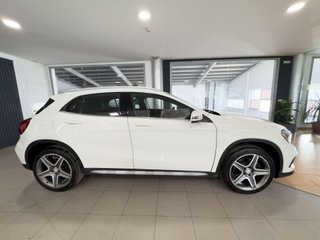 Mercedes-Benz Clase GLA GLA 220 CDI AMG Line