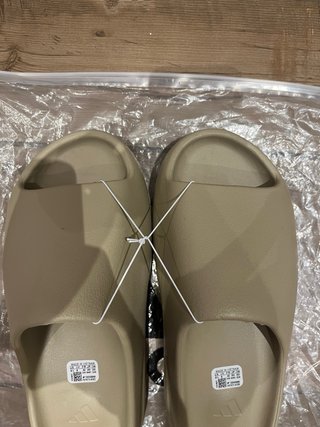 Chanclas Adidas Yeezy Slide Beige Talla 42