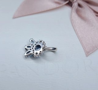 Charm Pandora Cristalli di Ghiaccio