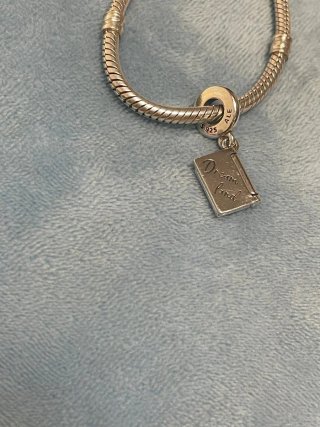 Charm Pasaporte