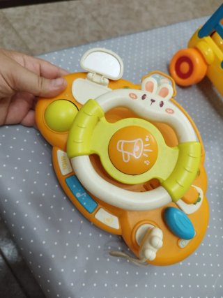 Juguetes bebé: tractor, volante y tambor