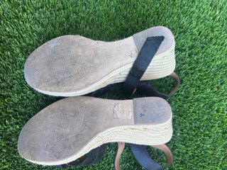 Sandalias Cuña Elegantes T39 Negro/Beige