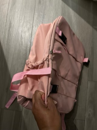 Mochila de viaje rosa tamaño cabina 40x30x20cm