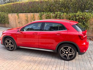 Mercedes-Benz GLA 200d AMG 2016