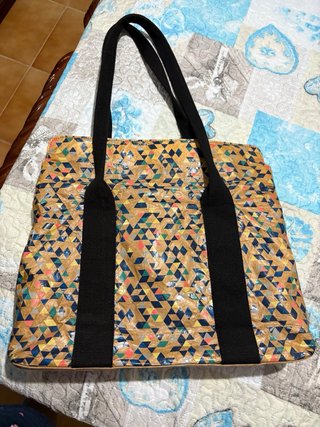 Bolso de mano estampado geométrico