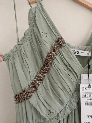 Vestido Zara verde ceremonia nuevo