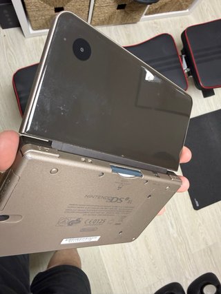 Nintendo DSi XL Negra