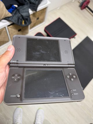 Nintendo DSi XL Negra