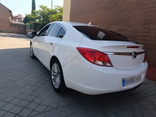 insignia  2.0 130cv 2013