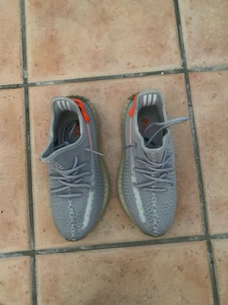 Adidas Yeezy Boost 350 V2 Talla 38.5