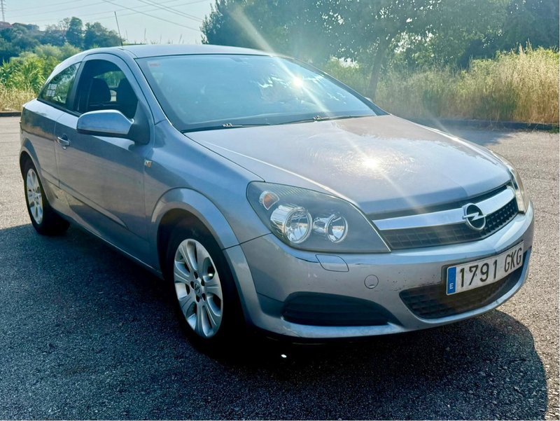 Opel Astra 1.7 CDTi Energy 2009, foto 4
