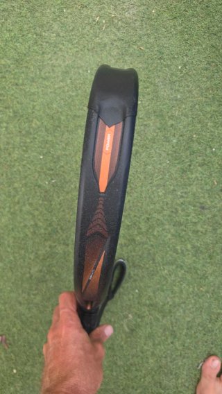 Pala Bullpadel Vertex 04 2025