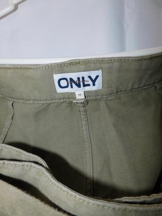 Falda pantalón ONLY verde militar