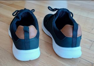 Zapatillas Deportivas Negras Ligeras