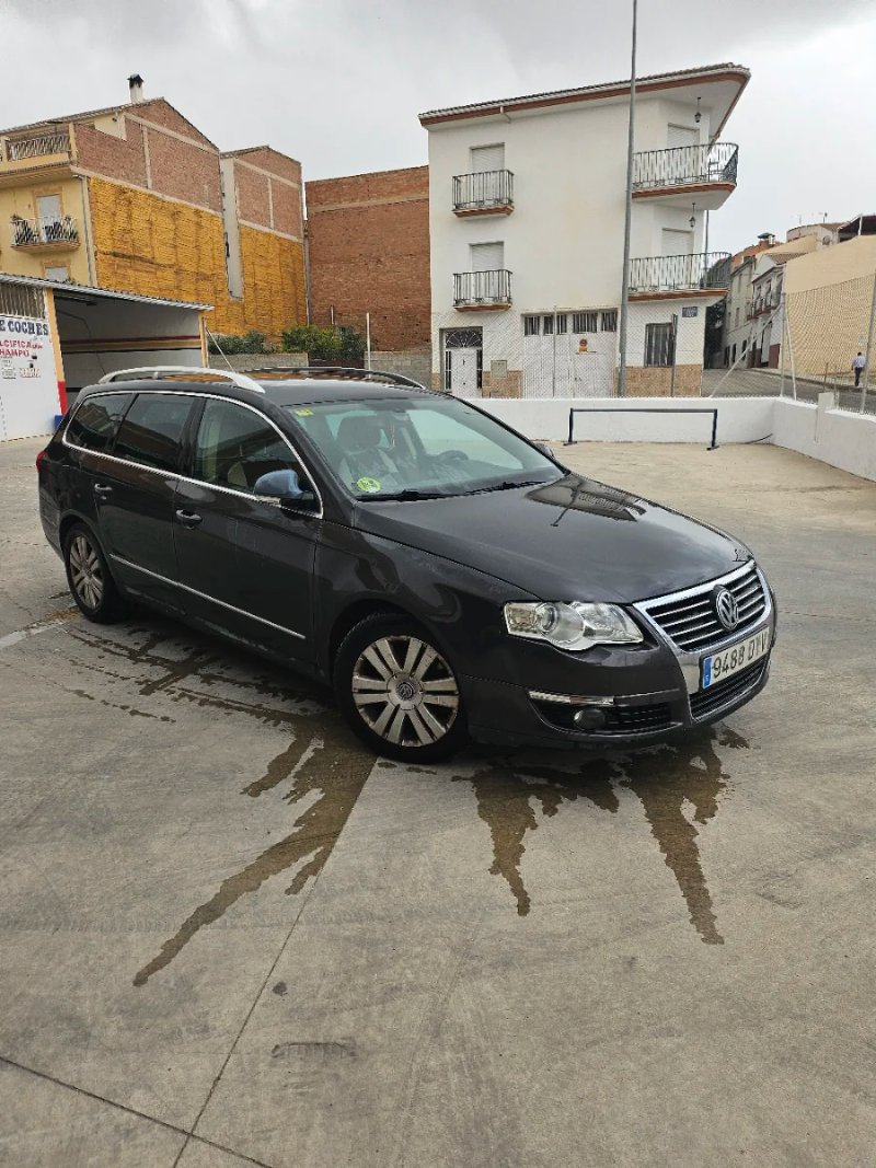Volkswagen Passat 2006 - foto 1