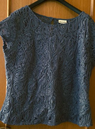 Blusa azul encaje bordado T.50 NUEVA