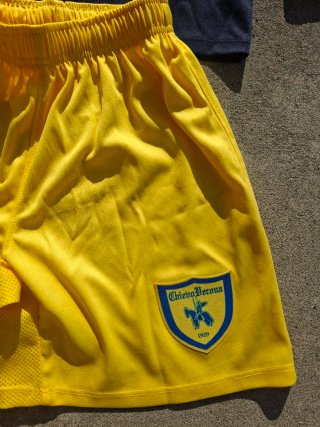 Chievo Verona Maglia e Pantaloncini GIVOVA 2XS