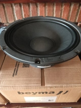 Pareja Altavoces Beyma 12CMV3 Nuevos Caja