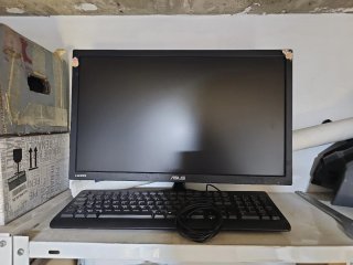 Pantalla ASUS Negra