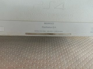 PS4 Fat 500GB Bianca + Controller + Gioco