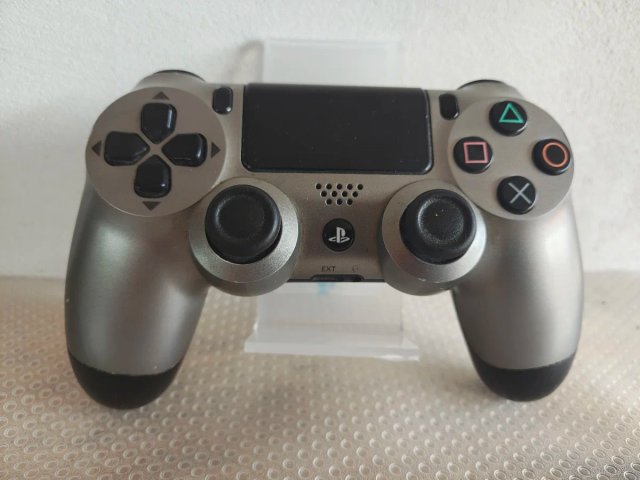 PS4 Fat 500GB Bianca + Controller + Gioco