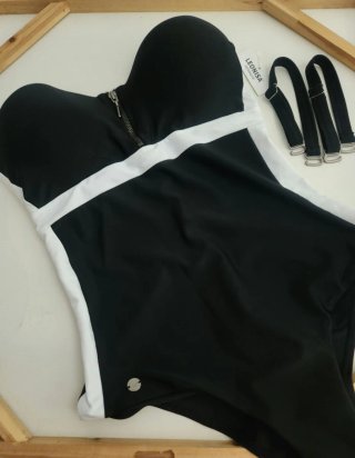 Bañador moldeador de Leonisa Negro y Blanco