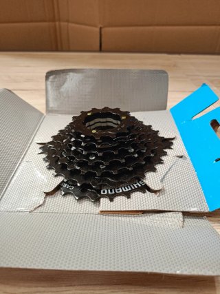 Piñonera Shimano CS-HG200-8 12-32T