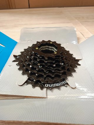 Piñonera Shimano CS-HG200-8 12-32T