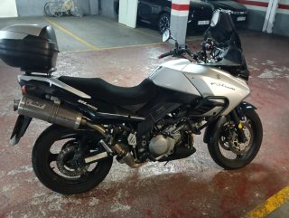 Suzuki V-Strom DL 1000 Moto