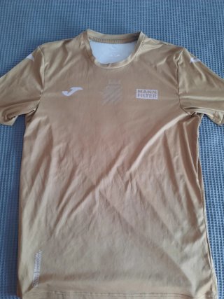 Camiseta Joma Dorada Talla M