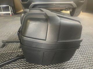 Baúl Moto 2 Cascos SHAD Soporte Regulable