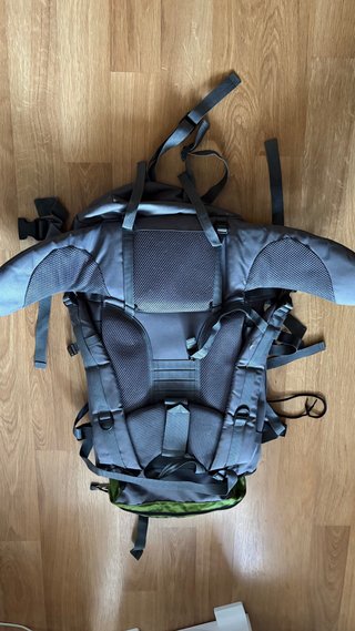 Mochila klarfit 60L KLAR FIT gris y verde