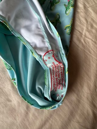 Bañador estampado cactus azul. Sin estrenar