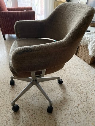 Silla de oficina antigua