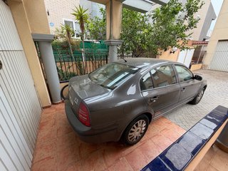 Skoda Superb 2004