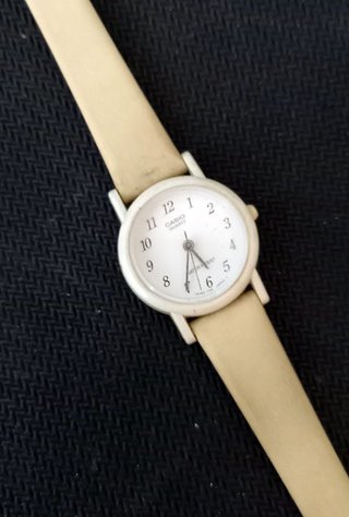 Lotto Casio 4 orologi Ladies da testare