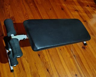Banco de abdominales plegable