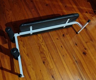 Banco de abdominales plegable