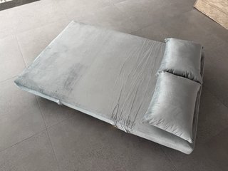 Sillón cama XL gris claro 118x82x87 cm
